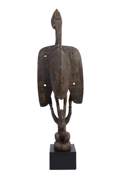 Hornbill sculpture removebg