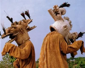 Kponyungo mask